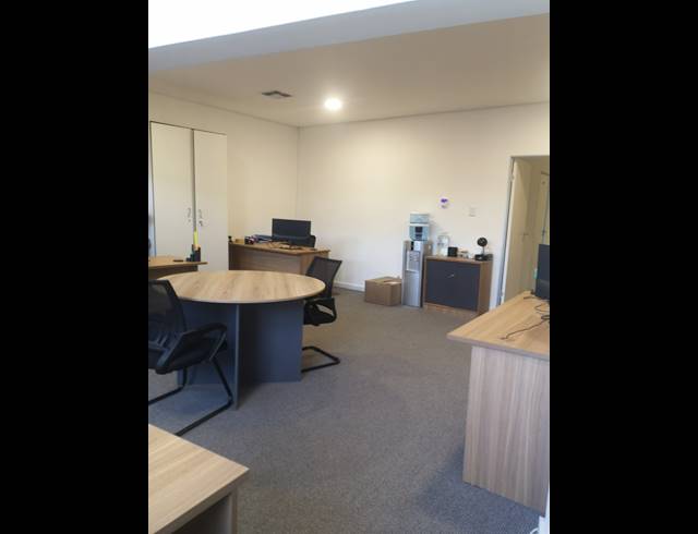 32M² BUILDING TO LET IN MUSGRAVE